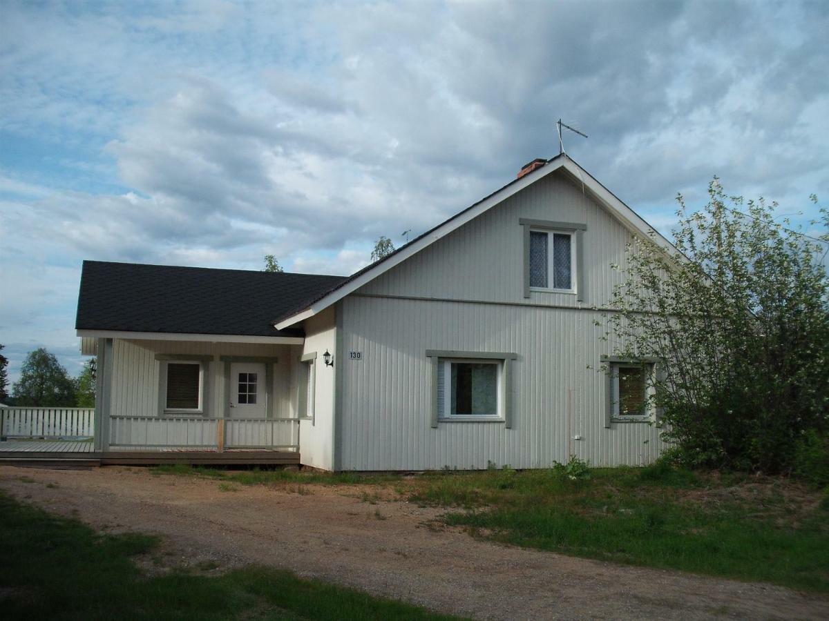 Ahkula House Hotel Lemmenjoki Buitenkant foto